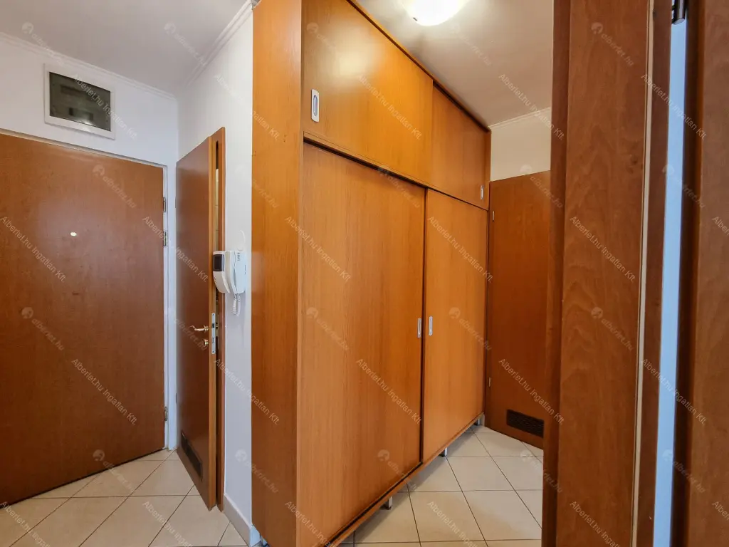 Kiadó albérlet 320000 Ft/hó áron: Budapest, VI. kerület  Káldy Gyula utca. Mérete: 54 nm, 2 szobás | Alberlet.hu - 6686496