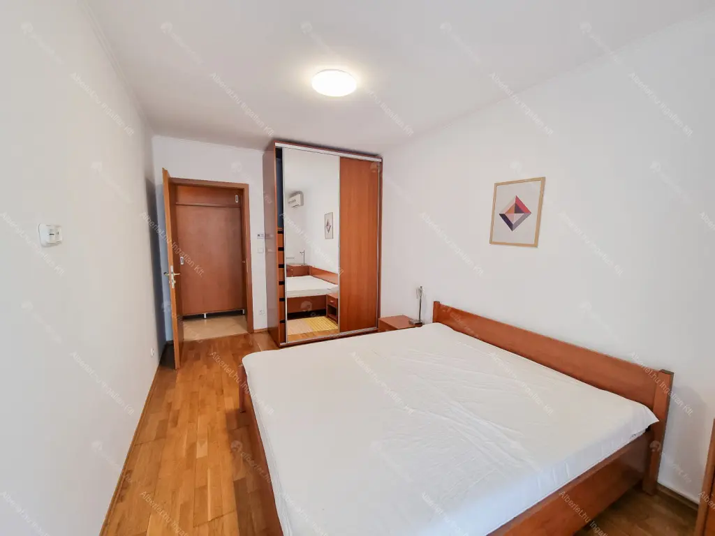 Kiadó albérlet 320000 Ft/hó áron: Budapest, VI. kerület  Káldy Gyula utca. Mérete: 54 nm, 2 szobás | Alberlet.hu - 6686498