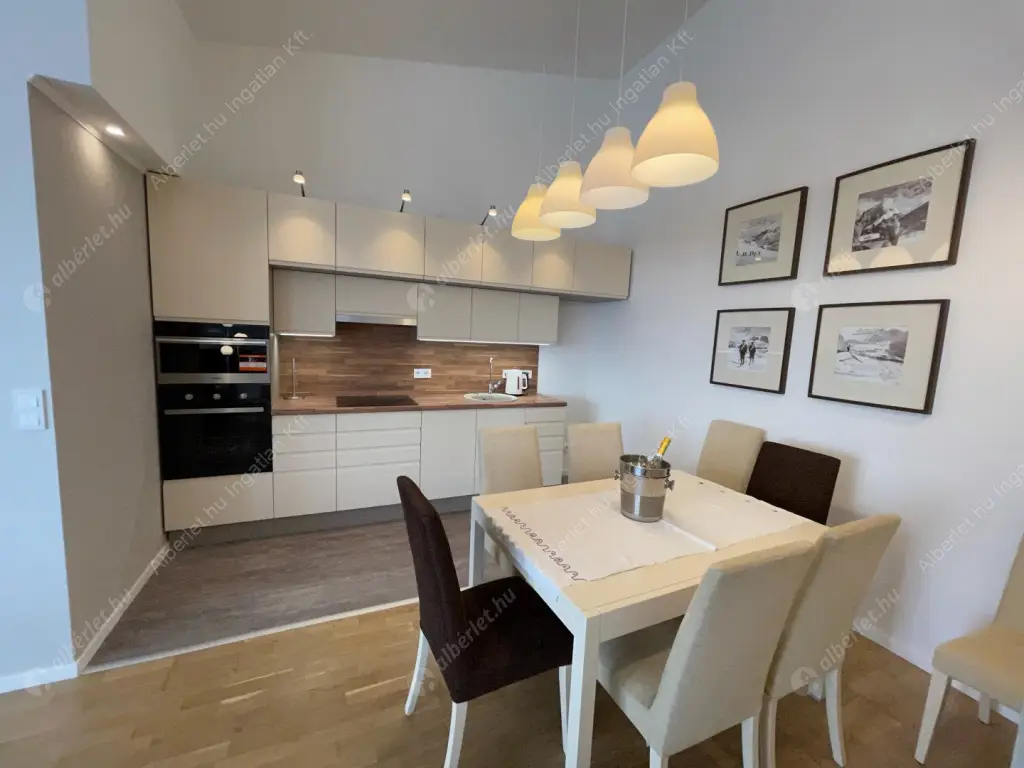 Kiadó albérlet 720000 Ft/hó áron: Budapest, VI. kerület  Káldy Gyula utca. Mérete: 80 nm, 3 szobás | Alberlet.hu - 6634417