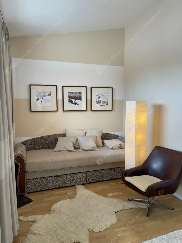 Kiadó albérlet 720000 Ft/hó áron: Budapest, VI. kerület  Káldy Gyula utca. Mérete: 80 nm, 3 szobás | Alberlet.hu - 6634420