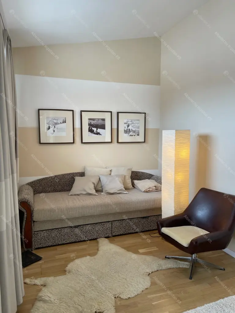 Kiadó albérlet 681000 Ft/hó áron: Budapest, VI. kerület  Káldy Gyula utca. Mérete: 80 nm, 3 szobás | Alberlet.hu - 6638446