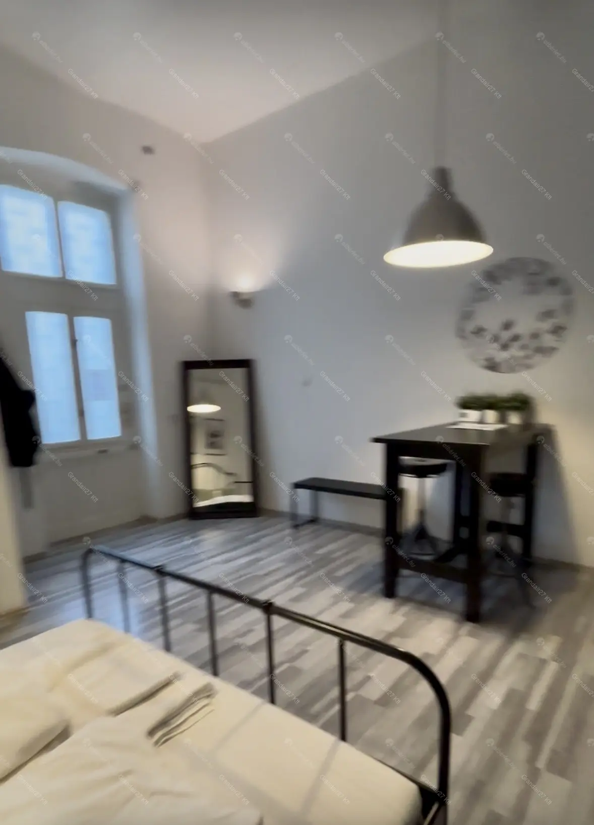 Kiadó albérlet 220000 Ft/hó áron: Budapest, VI. kerület  Király . Mérete: 25 nm, 1 szobás | Alberlet.hu - 6661578