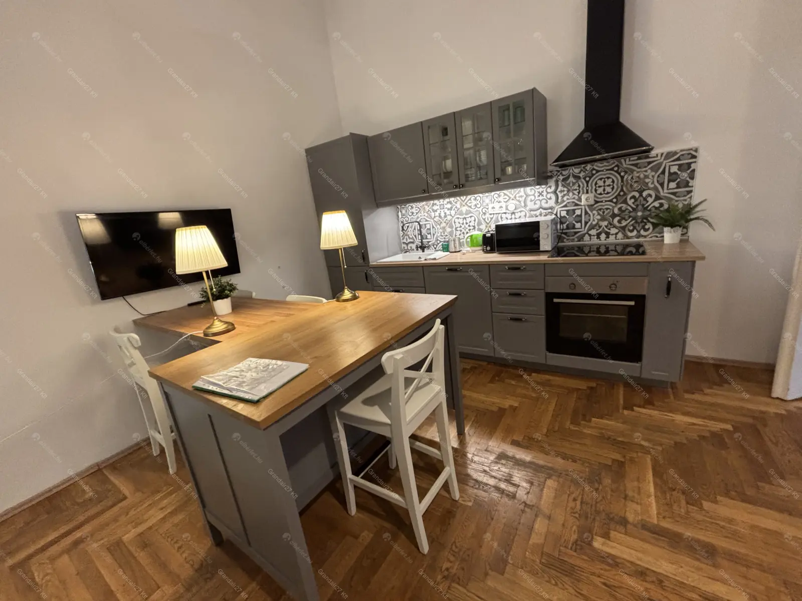 Kiadó albérlet 250000 Ft/hó áron: Budapest, VI. kerület  Király . Mérete: 40 nm, 1 szobás | Alberlet.hu - 6661570