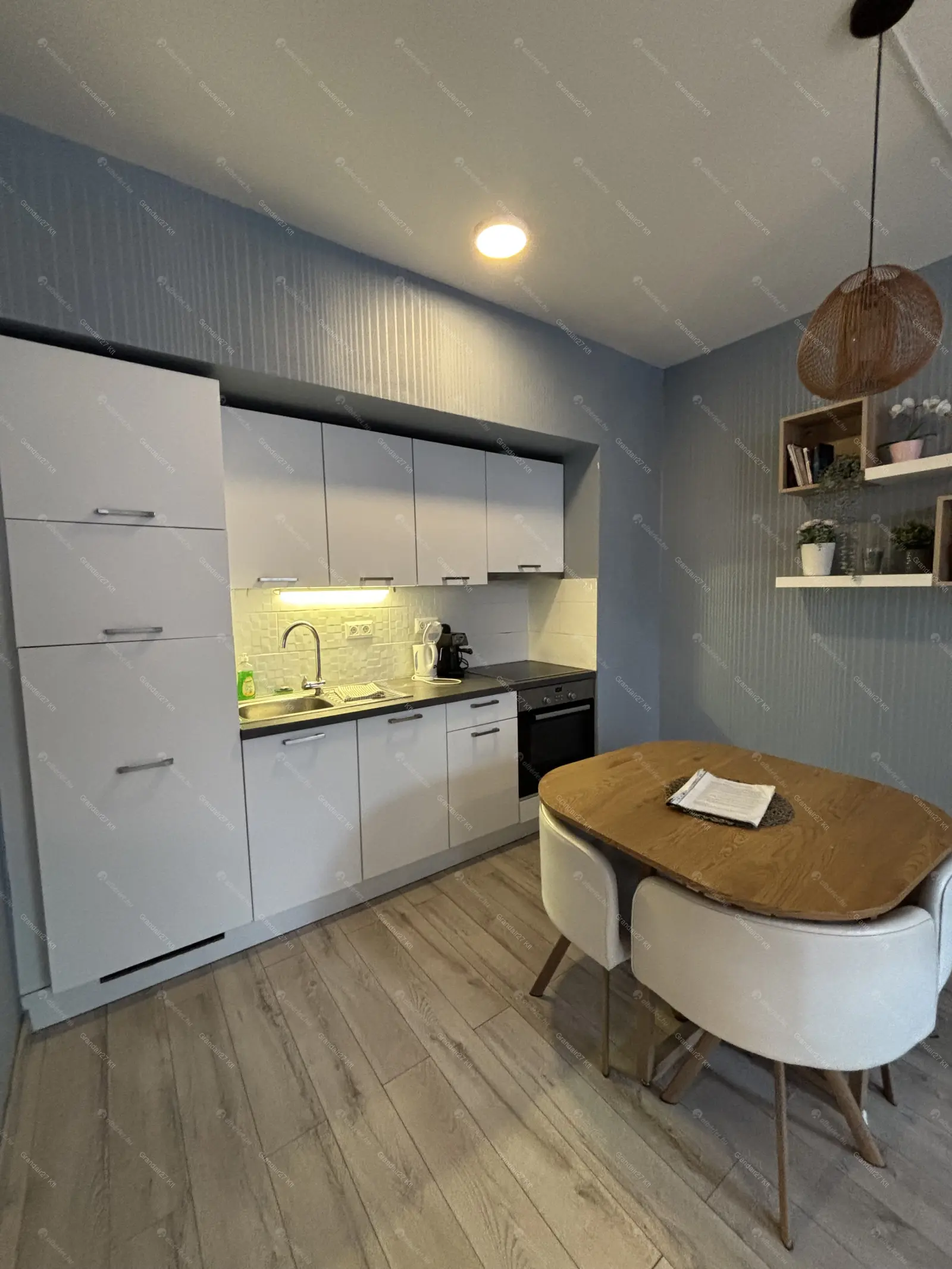 Kiadó albérlet 320000 Ft/hó áron: Budapest, VI. kerület  Király . Mérete: 45 nm, 2 szobás | Alberlet.hu - 6661743