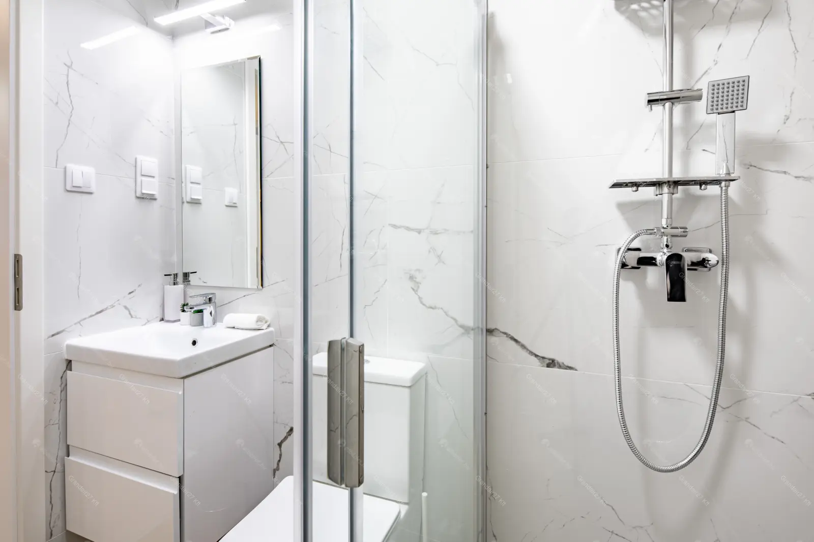 Kiadó albérlet 550000 Ft/hó áron: Budapest, VI. kerület  Király . Mérete: 85 nm, 4 szobás | Alberlet.hu - 6661629