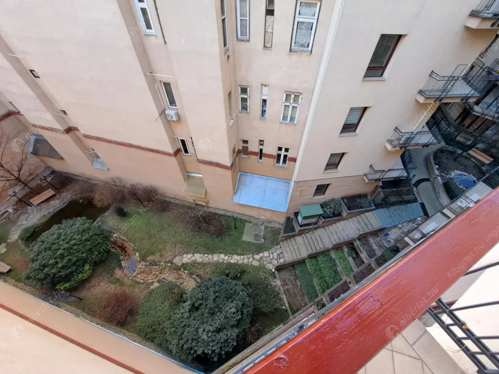 Kiadó albérlet 230000 Ft/hó áron: Budapest, VI. kerület  Király utca. Mérete: 34 nm, 1 szobás | Alberlet.hu - 6558118