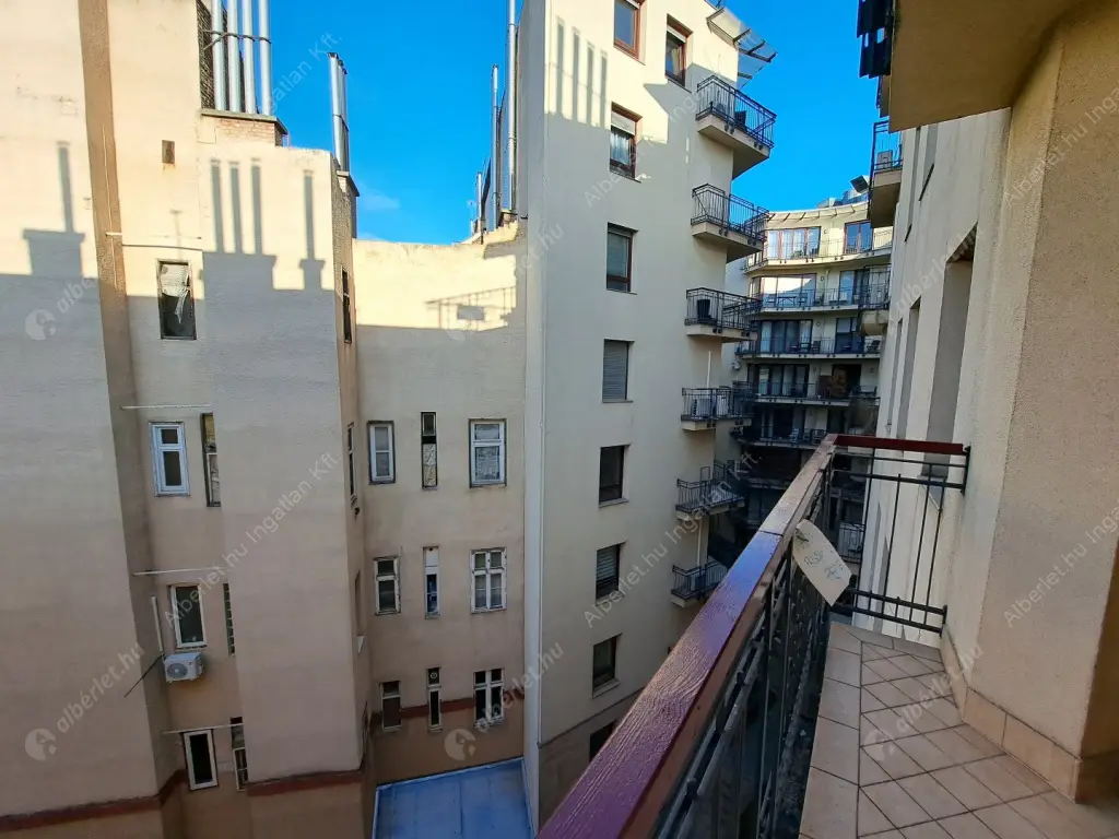 Kiadó albérlet 230000 Ft/hó áron: Budapest, VI. kerület  Király utca. Mérete: 34 nm, 1 szobás | Alberlet.hu - 6558119