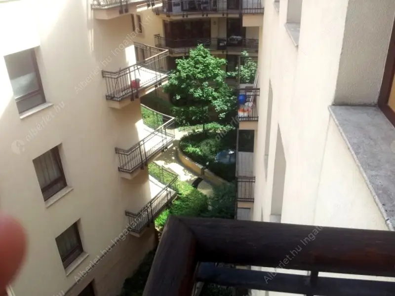 Kiadó albérlet 230000 Ft/hó áron: Budapest, VI. kerület  Király utca. Mérete: 34 nm, 1 szobás | Alberlet.hu - 6558130