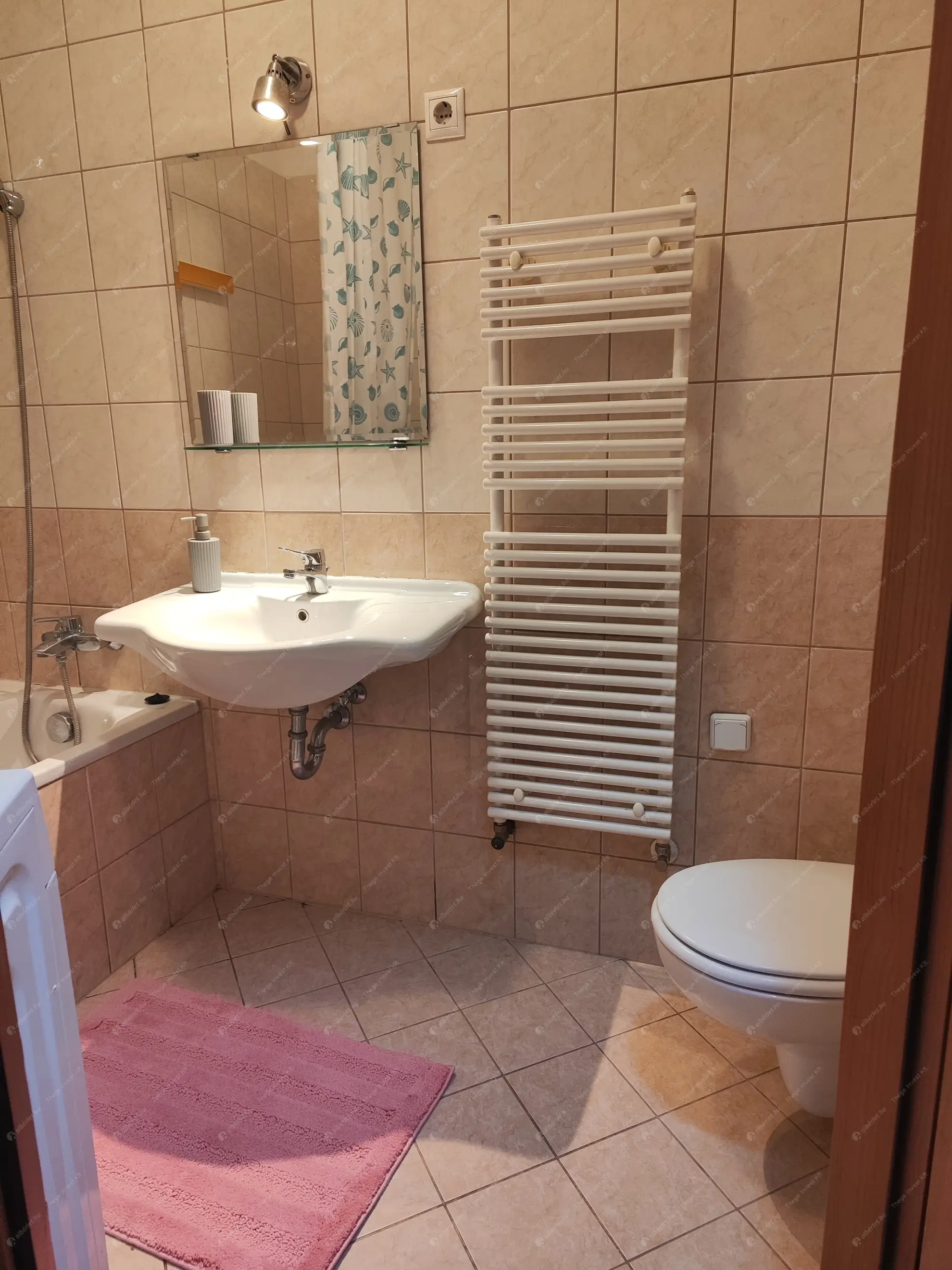 Kiadó albérlet 230000 Ft/hó áron: Budapest, VI. kerület  Király utca. Mérete: 34 nm, 1 szobás | Alberlet.hu - 6555405