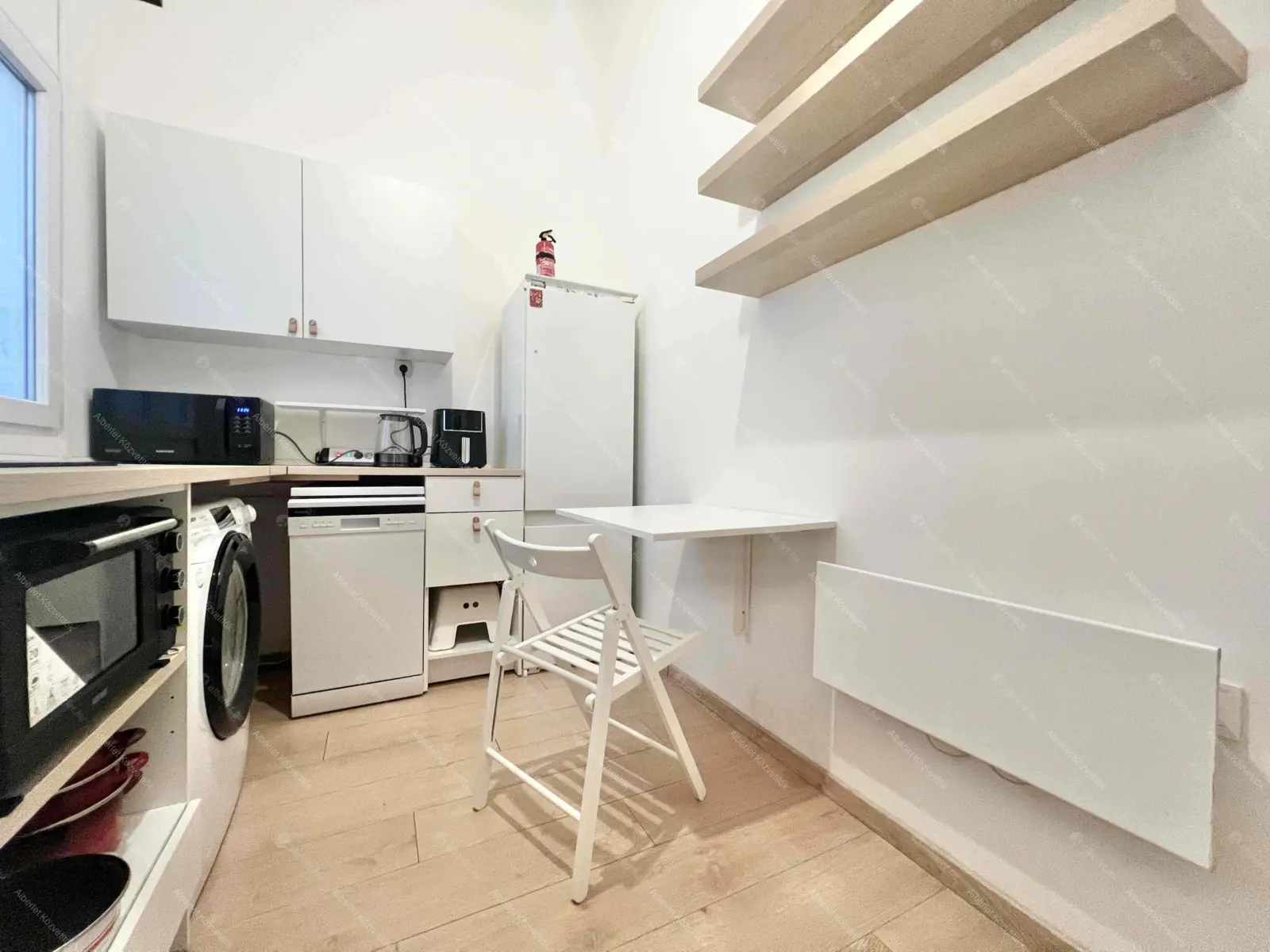 Kiadó albérlet 200000 Ft/hó áron: Budapest, VI. kerület  Király utca. Mérete: 36 nm, 1 szobás | Alberlet.hu - 6662389