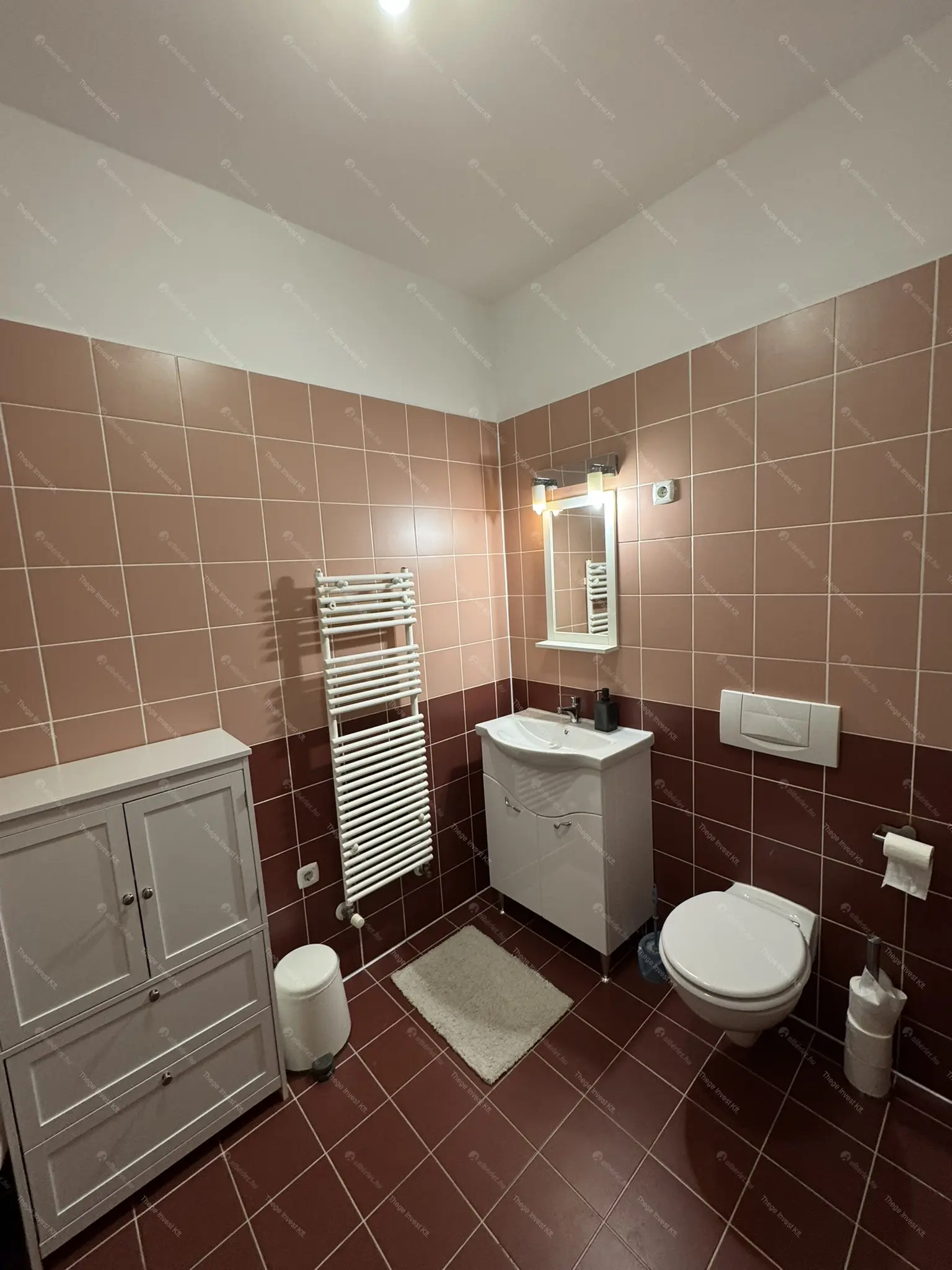 Kiadó albérlet 280000 Ft/hó áron: Budapest, VI. kerület  Király utca. Mérete: 42 nm, 1 szobás | Alberlet.hu - 6680536