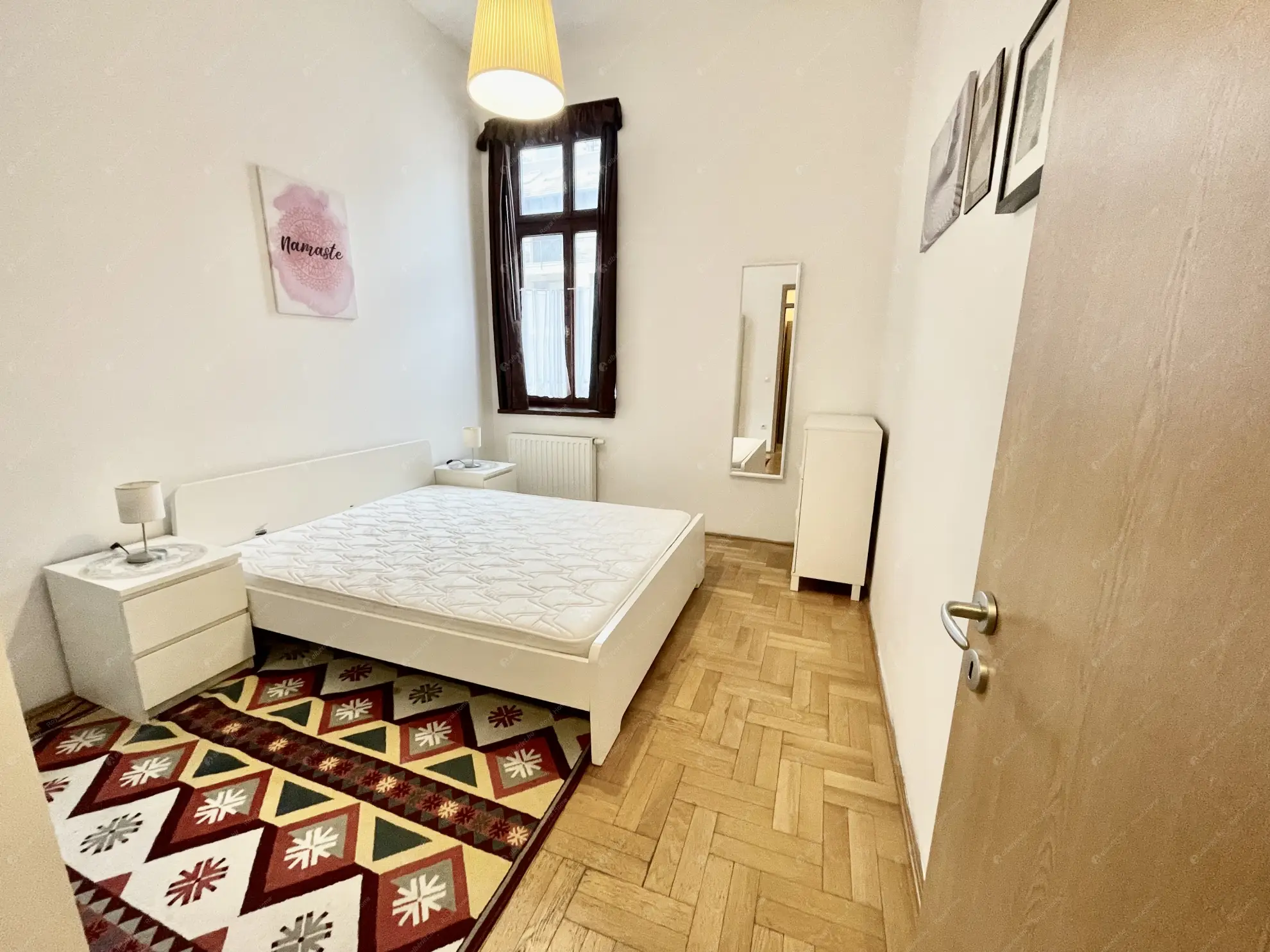 Kiadó albérlet 250000 Ft/hó áron: Budapest, VI. kerület  Király utca. Mérete: 47 nm, 2 szobás | Alberlet.hu - 6631378