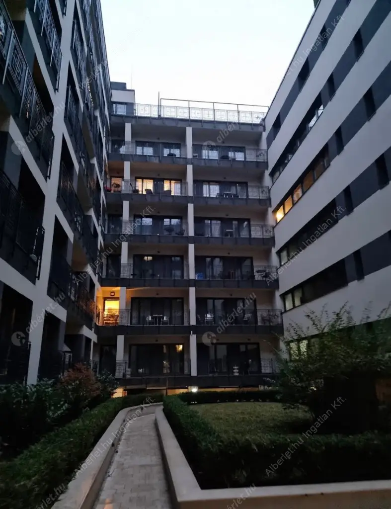 Kiadó albérlet 340000 Ft/hó áron: Budapest, VI. kerület  Király utca. Mérete: 49 nm, 2 szobás | Alberlet.hu - 6612760