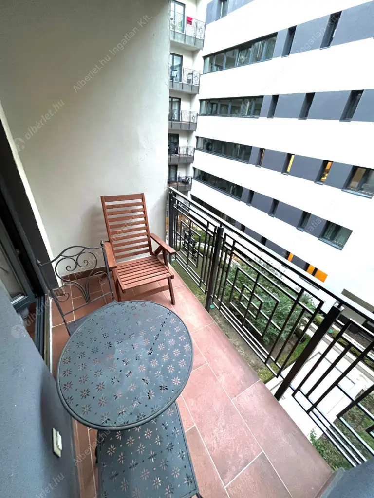 Kiadó albérlet 340000 Ft/hó áron: Budapest, VI. kerület  Király utca. Mérete: 49 nm, 2 szobás | Alberlet.hu - 6624572