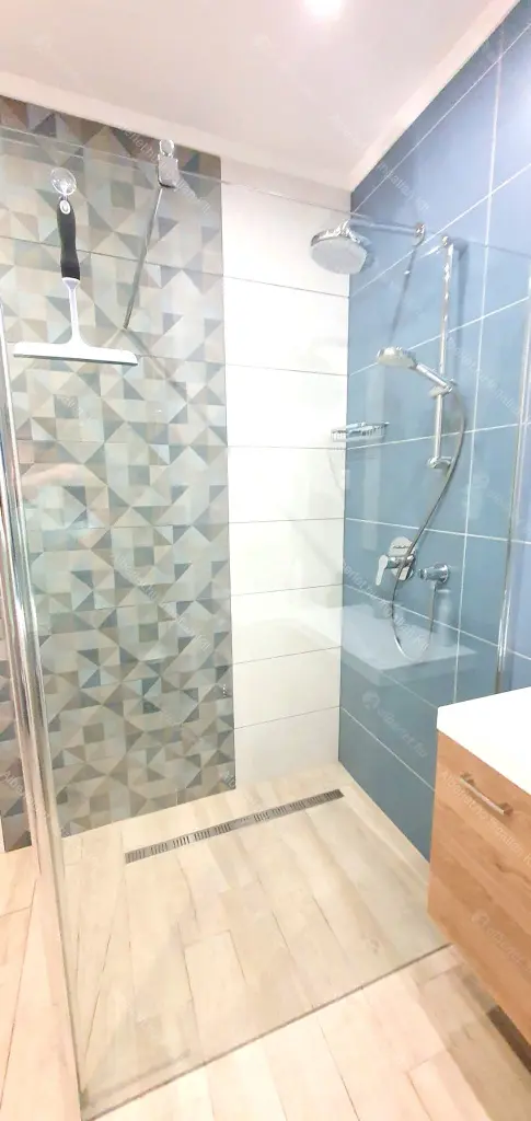 Kiadó albérlet 420000 Ft/hó áron: Budapest, VI. kerület  Király utca. Mérete: 50 nm, 2 szobás | Alberlet.hu - 6642508