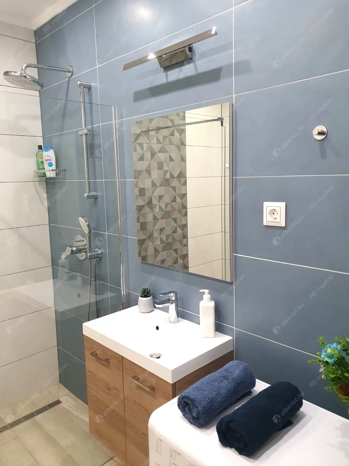 Kiadó albérlet 420000 Ft/hó áron: Budapest, VI. kerület  Király utca. Mérete: 50 nm, 2 szobás | Alberlet.hu - 6617779