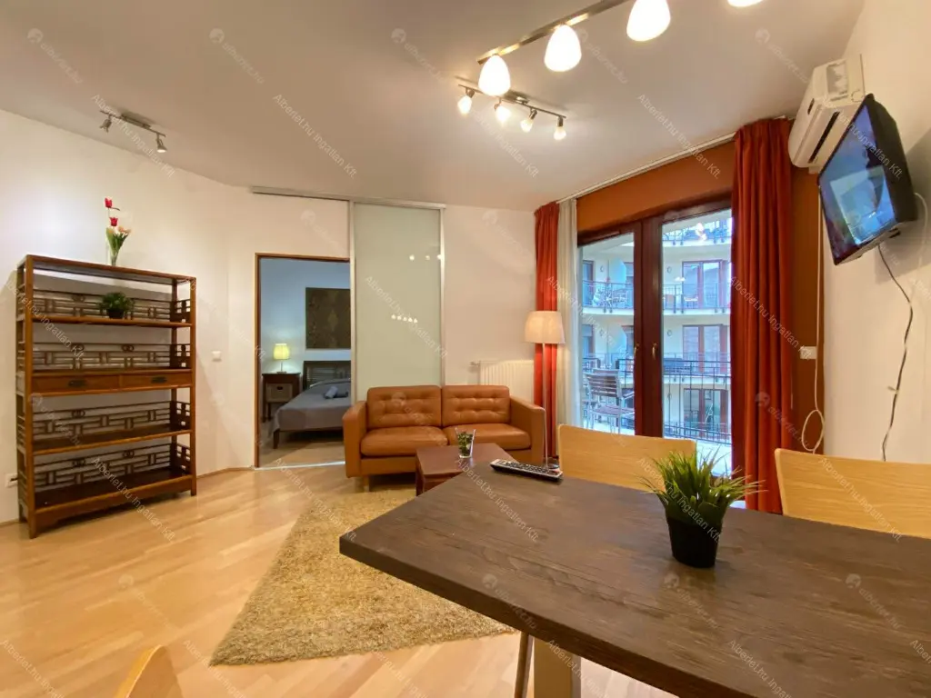 Kiadó albérlet 350000 Ft/hó áron: Budapest, VI. kerület  Király utca. Mérete: 50 nm, 2 szobás | Alberlet.hu - 6660898