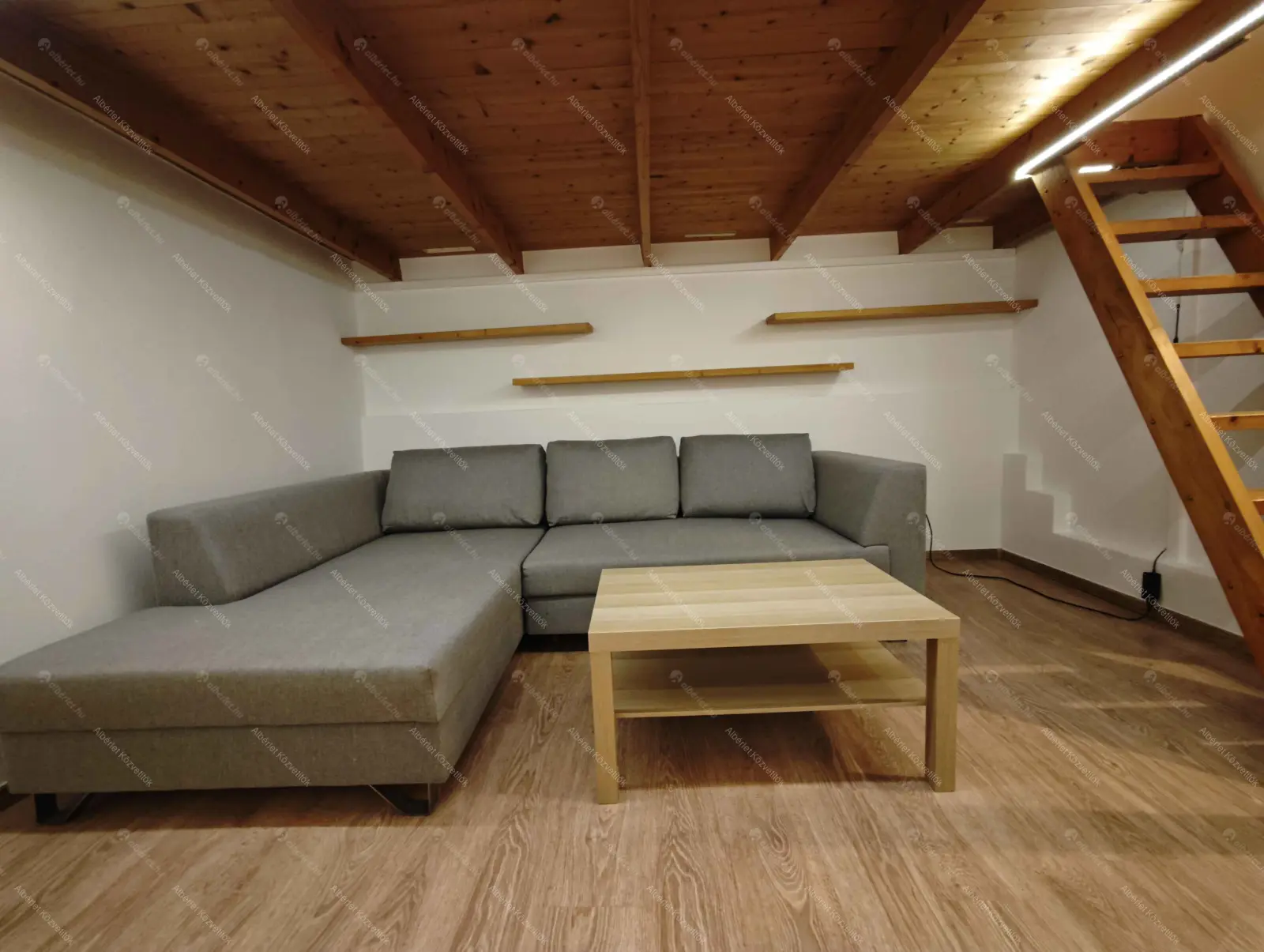 Kiadó albérlet 240000 Ft/hó áron: Budapest, VI. kerület  Király utca. Mérete: 54 nm, 2 szobás | Alberlet.hu - 6659565