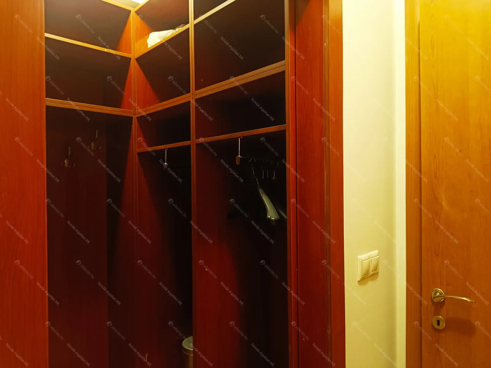 Kiadó albérlet 280000 Ft/hó áron: Budapest, VI. kerület  Király utca. Mérete: 57 nm, 2 szobás | Alberlet.hu - 6477633