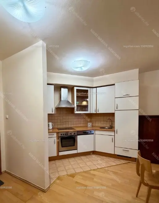 Kiadó albérlet 300000 Ft/hó áron: Budapest, VI. kerület  Király utca. Mérete: 60 nm, 2 szobás | Alberlet.hu - 6647733