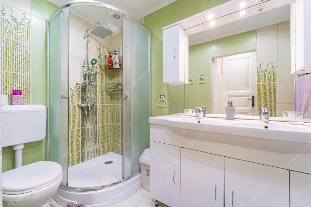 Kiadó albérlet 310000 Ft/hó áron: Budapest, VI. kerület  Király utca. Mérete: 61 nm, 2 szobás | Alberlet.hu - 6598036