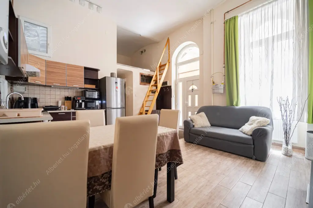 Kiadó albérlet 310000 Ft/hó áron: Budapest, VI. kerület  Király utca. Mérete: 61 nm, 2 szobás | Alberlet.hu - 6598040