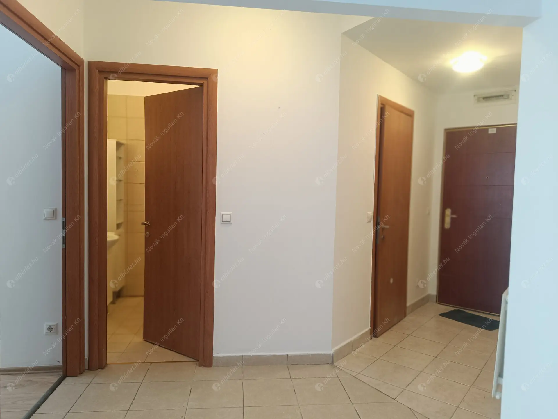 Kiadó albérlet 280000 Ft/hó áron: Budapest, VI. kerület  Király utca. Mérete: 62 nm, 2 szobás | Alberlet.hu - 6477676