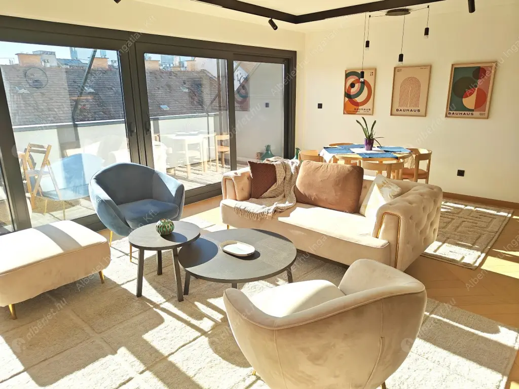 Kiadó albérlet 694000 Ft/hó áron: Budapest, VI. kerület  Király utca. Mérete: 67 nm, 2 szobás | Alberlet.hu - 6574831