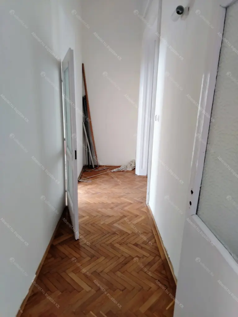 Kiadó albérlet 260000 Ft/hó áron: Budapest, VI. kerület  Király utca. Mérete: 68 nm, 2 szobás | Alberlet.hu - 6691017