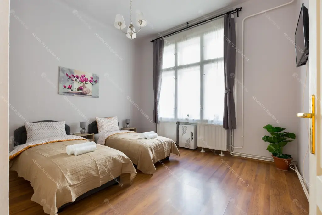 Kiadó albérlet 390000 Ft/hó áron: Budapest, VI. kerület  Király utca. Mérete: 71 nm, 3 szobás | Alberlet.hu - 6673593