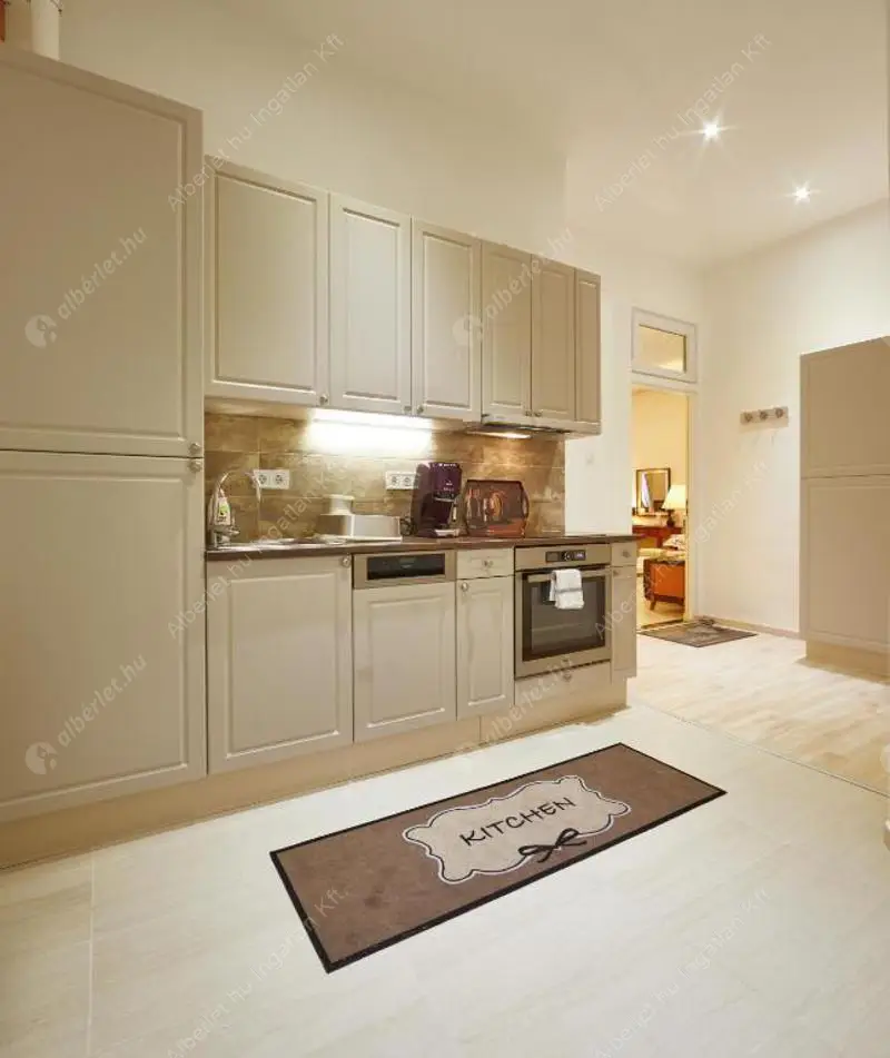 Kiadó albérlet 530000 Ft/hó áron: Budapest, VI. kerület  Király utca. Mérete: 74 nm, 2 szobás | Alberlet.hu - 6629174