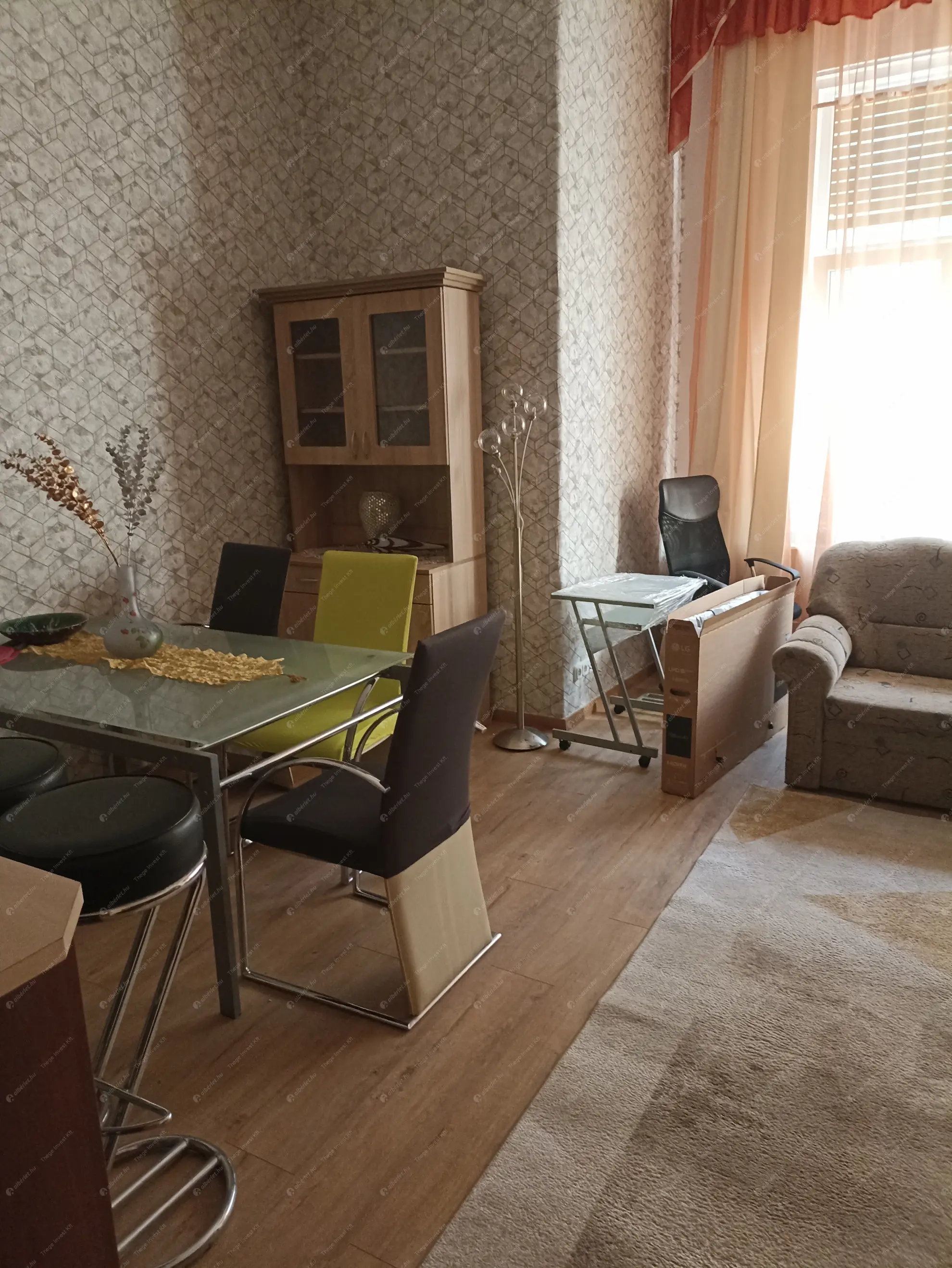 Kiadó albérlet 300000 Ft/hó áron: Budapest, VI. kerület  Király utca. Mérete: 76 nm, 3 szobás | Alberlet.hu - 6610128