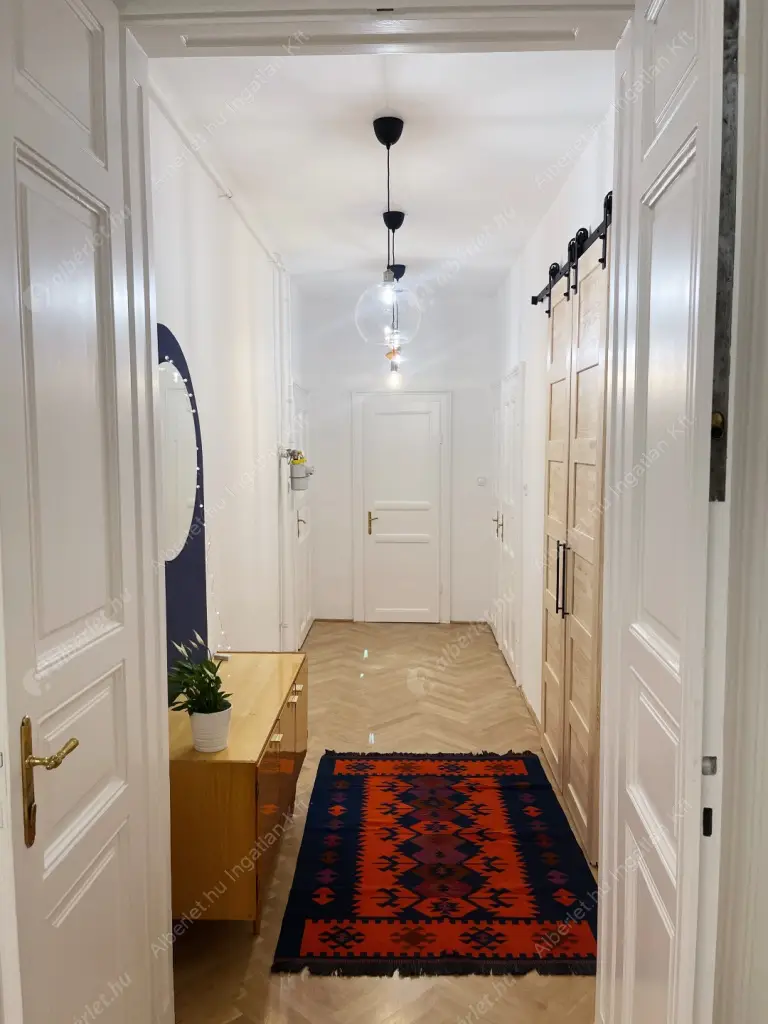 Kiadó albérlet 550000 Ft/hó áron: Budapest, VI. kerület  Király utca. Mérete: 80 nm, 3 szobás | Alberlet.hu - 6518872