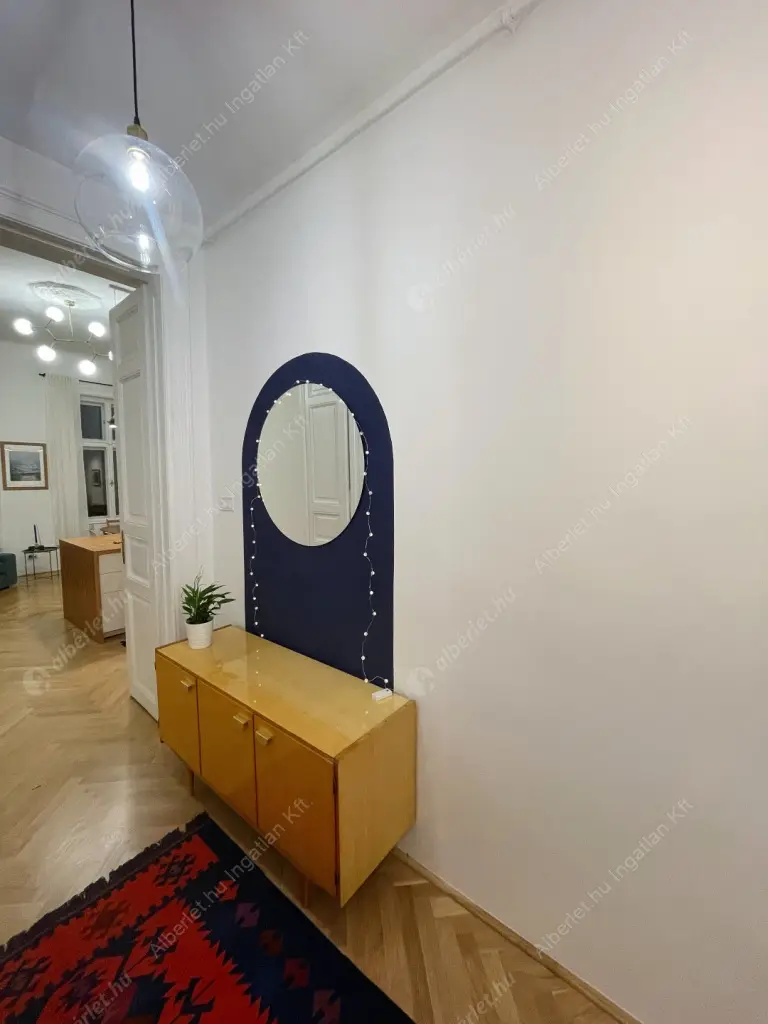 Kiadó albérlet 550000 Ft/hó áron: Budapest, VI. kerület  Király utca. Mérete: 80 nm, 3 szobás | Alberlet.hu - 6518873