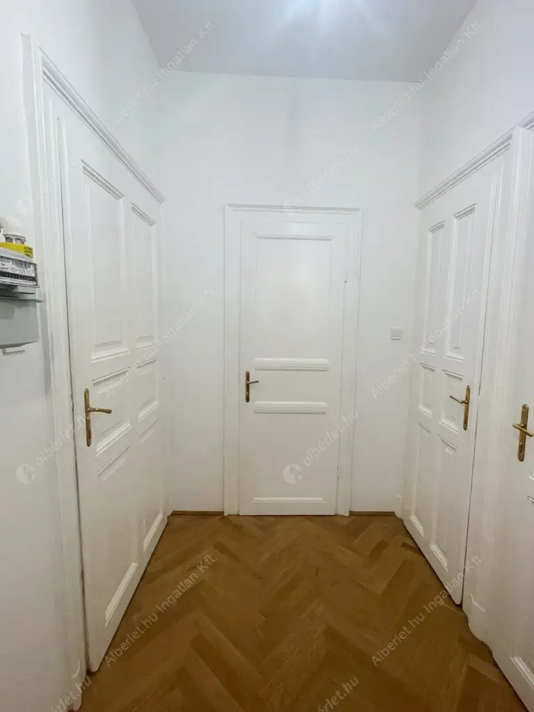 Kiadó albérlet 550000 Ft/hó áron: Budapest, VI. kerület  Király utca. Mérete: 80 nm, 3 szobás | Alberlet.hu - 6518874