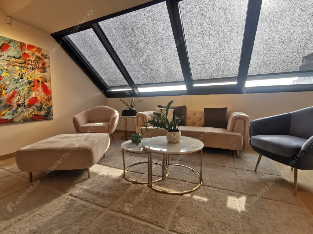 Kiadó albérlet 1013000 Ft/hó áron: Budapest, VI. kerület  Király utca. Mérete: 85 nm, 3 szobás | Alberlet.hu - 6517326