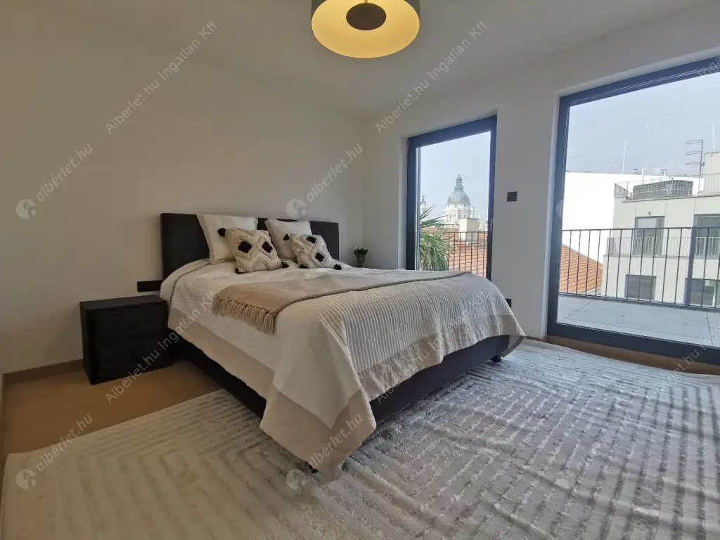 Kiadó albérlet 1013000 Ft/hó áron: Budapest, VI. kerület  Király utca. Mérete: 85 nm, 3 szobás | Alberlet.hu - 6517333