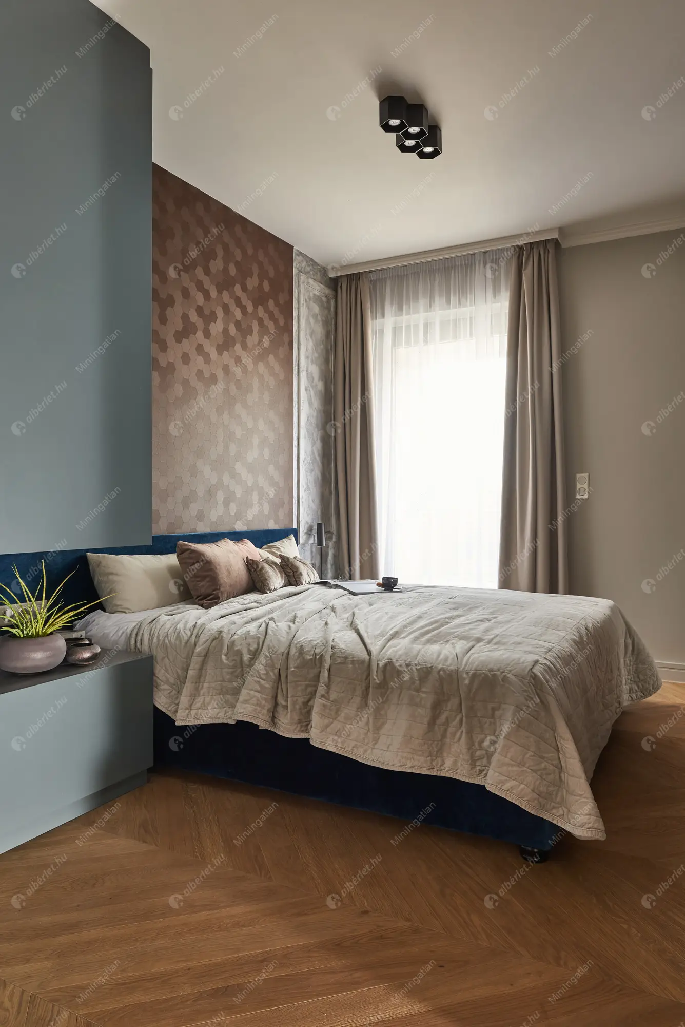 Kiadó albérlet 1010000 Ft/hó áron: Budapest, VI. kerület  Király utca. Mérete: 85 nm, 3 szobás | Alberlet.hu - 6570802