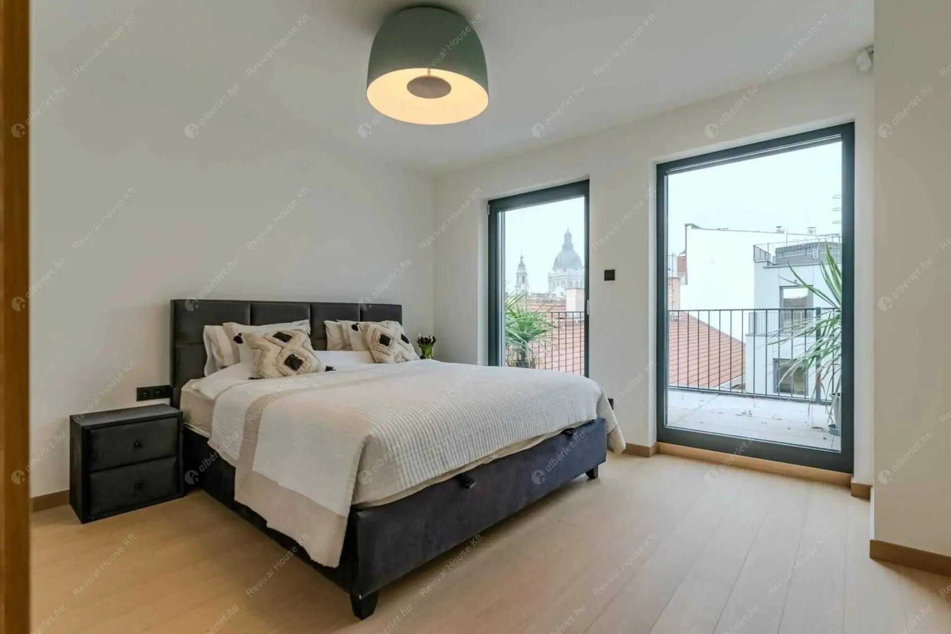 Kiadó albérlet 1005000 Ft/hó áron: Budapest, VI. kerület  Király utca. Mérete: 86 nm, 3 szobás | Alberlet.hu - 6502491