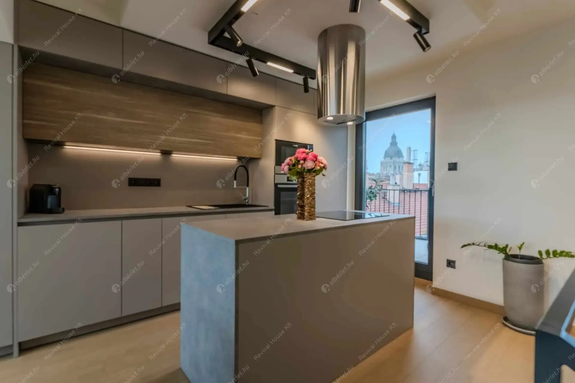 Kiadó albérlet 1005000 Ft/hó áron: Budapest, VI. kerület  Király utca. Mérete: 86 nm, 3 szobás | Alberlet.hu - 6502497