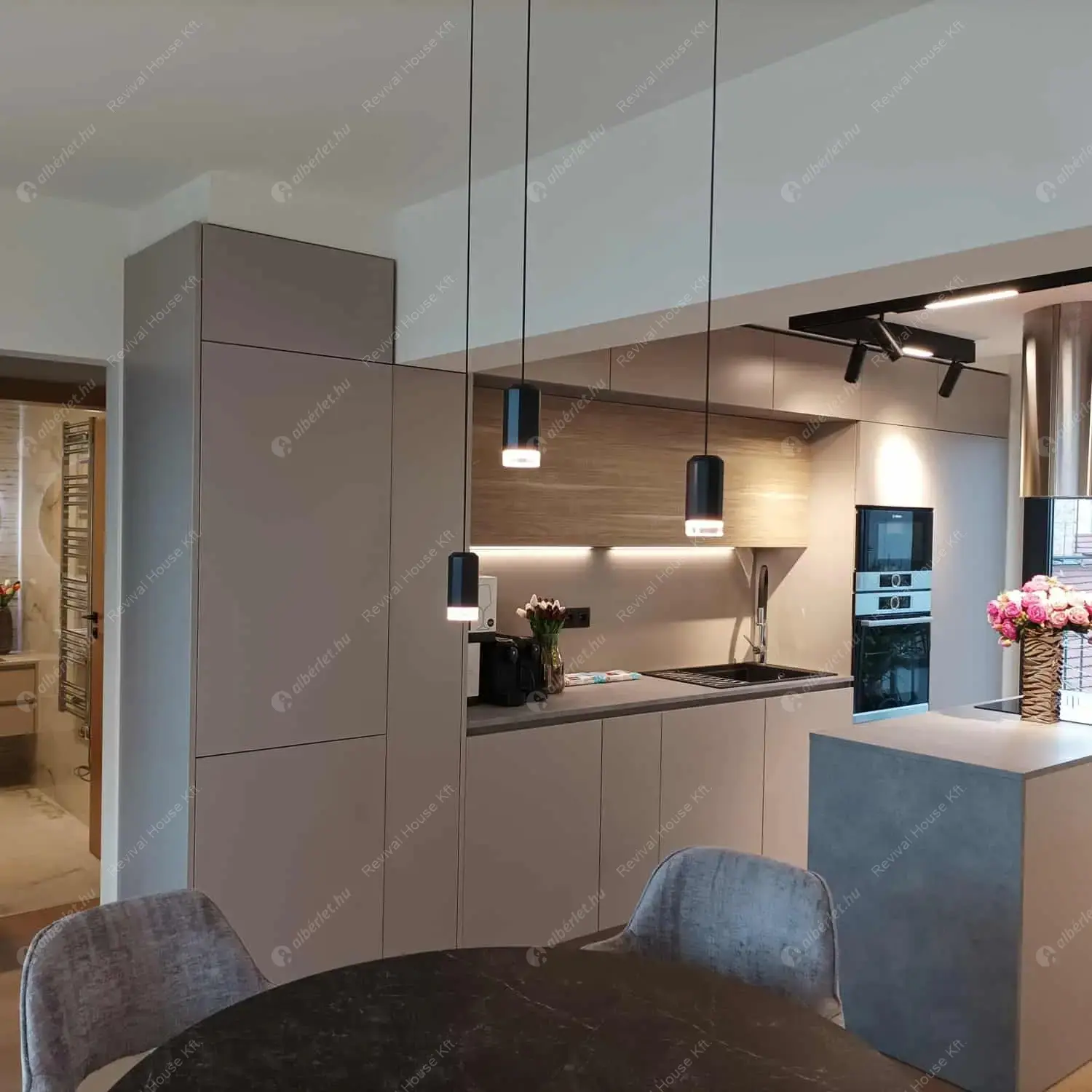 Kiadó albérlet 1005000 Ft/hó áron: Budapest, VI. kerület  Király utca. Mérete: 86 nm, 3 szobás | Alberlet.hu - 6502504