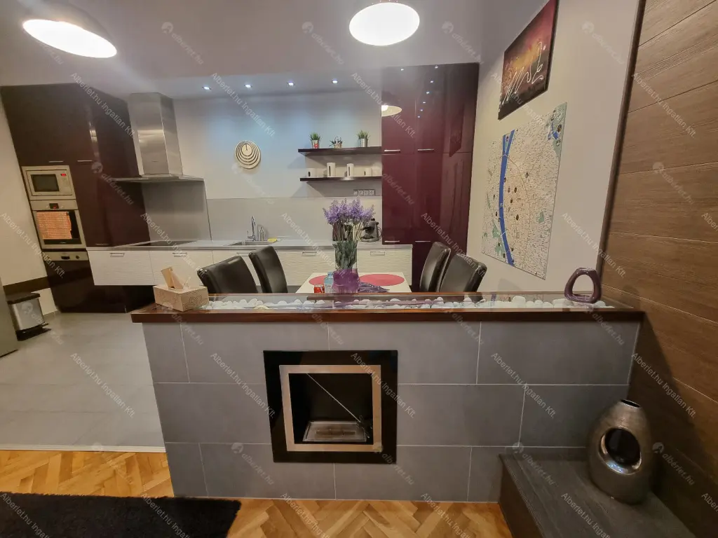 Kiadó albérlet 450000 Ft/hó áron: Budapest, VI. kerület  Király utca. Mérete: 90 nm, 3 szobás | Alberlet.hu - 6649754