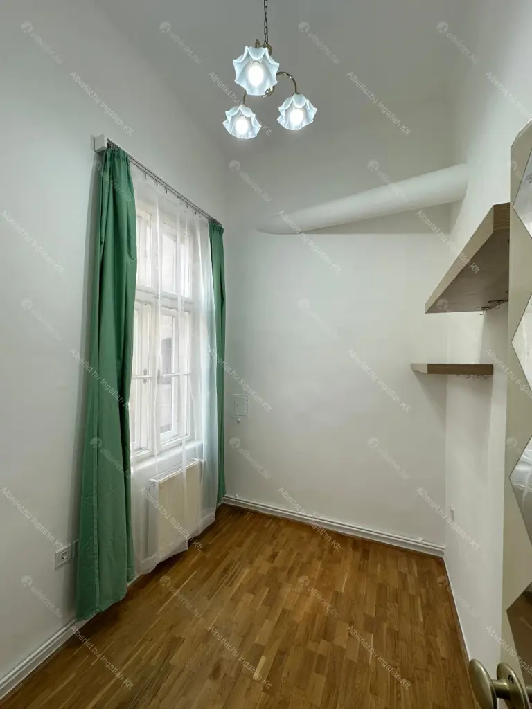 Kiadó albérlet 200000 Ft/hó áron: Budapest, VI. kerület  Kmety György utca. Mérete: 39 nm, 1 szobás | Alberlet.hu - 6651743