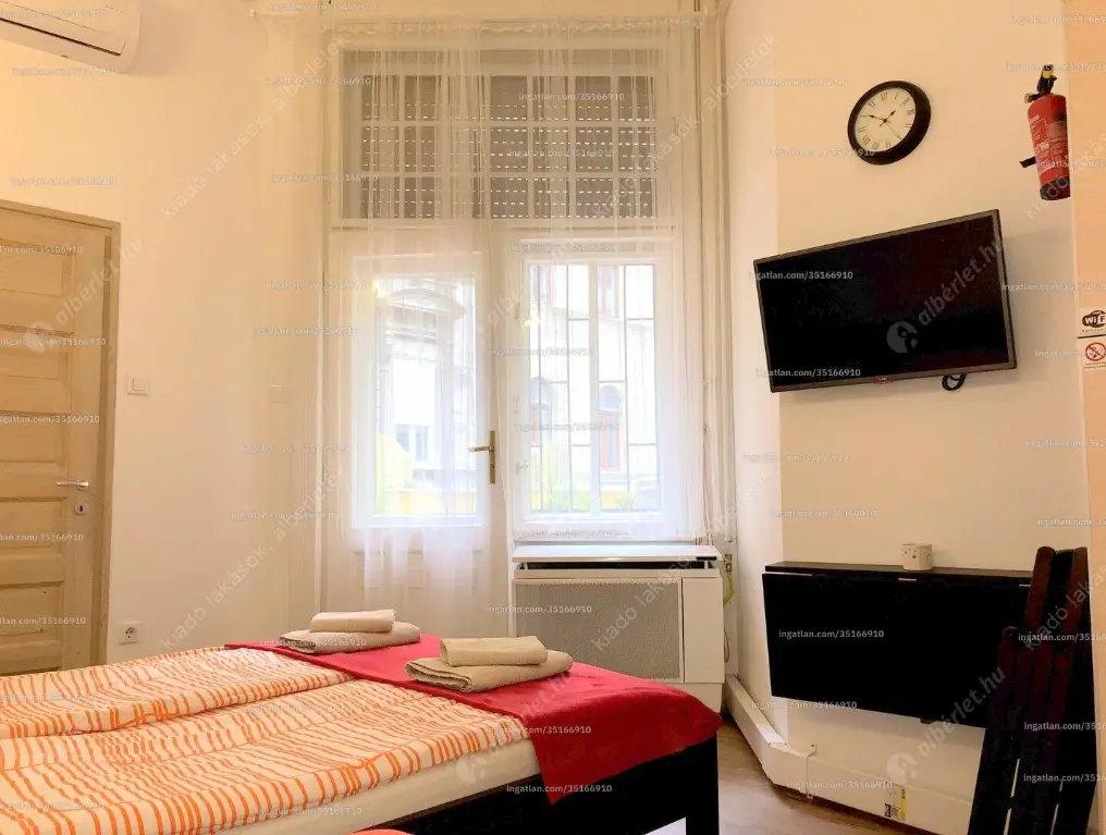 Kiadó albérlet 219000 Ft/hó áron: Budapest, VI. kerület  Lázár utca. Mérete: 25 nm, 1 szobás | Alberlet.hu - 6626773