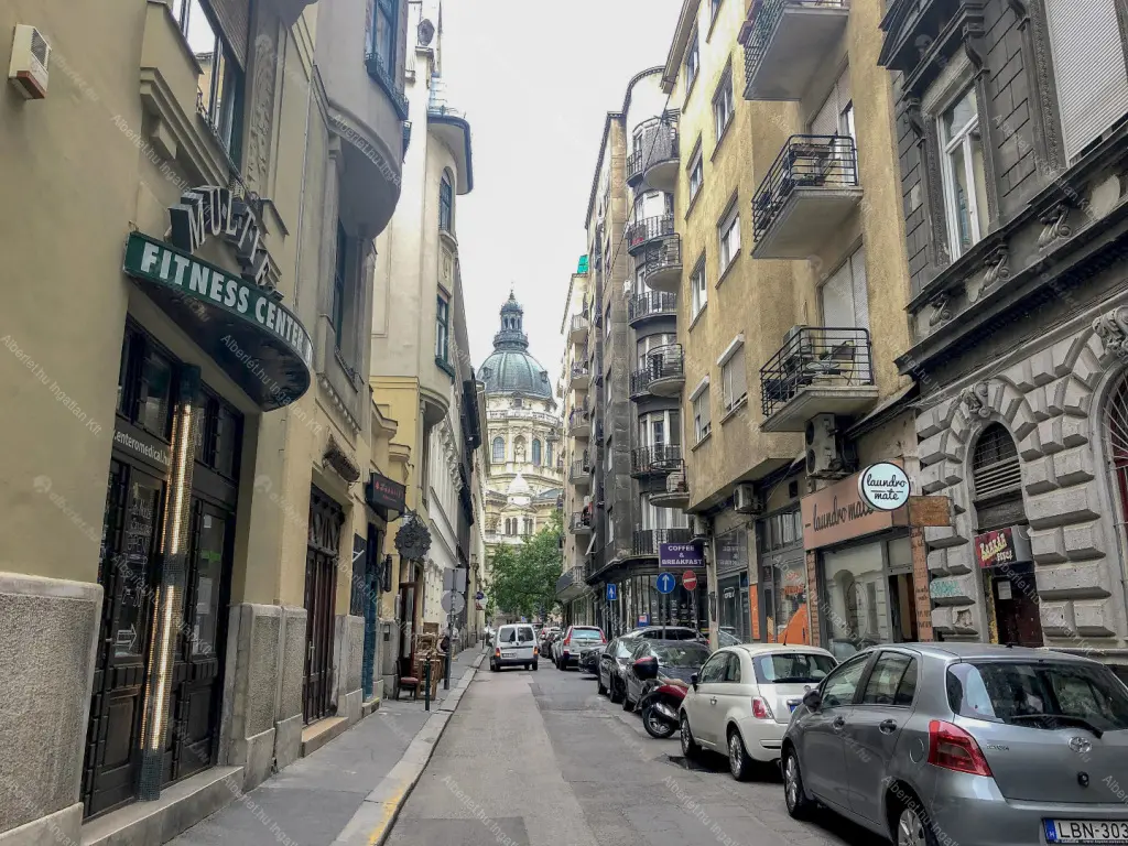 Kiadó albérlet 237000 Ft/hó áron: Budapest, VI. kerület  Lázár utca. Mérete: 25 nm, 1 szobás | Alberlet.hu - 6658970