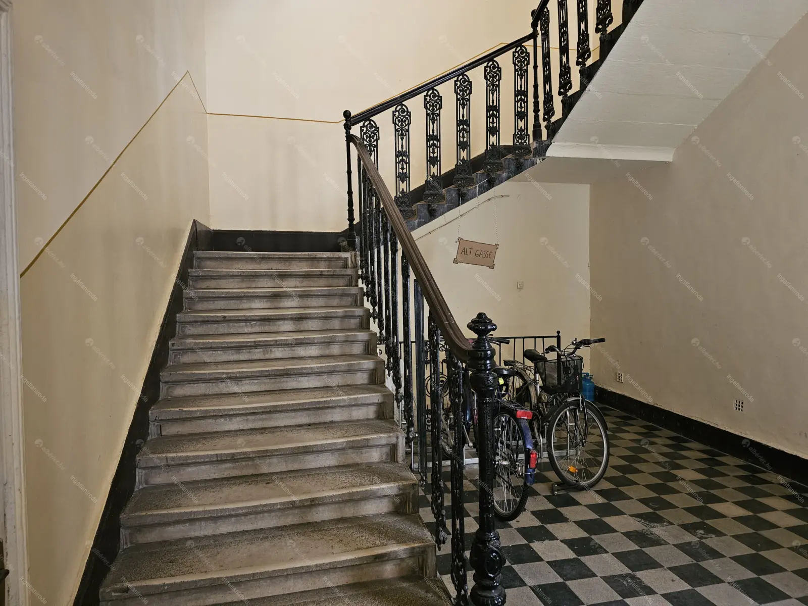 Kiadó albérlet 170000 Ft/hó áron: Budapest, VI. kerület  Lázár utca. Mérete: 30 nm, 1 szobás | Alberlet.hu - 6686052