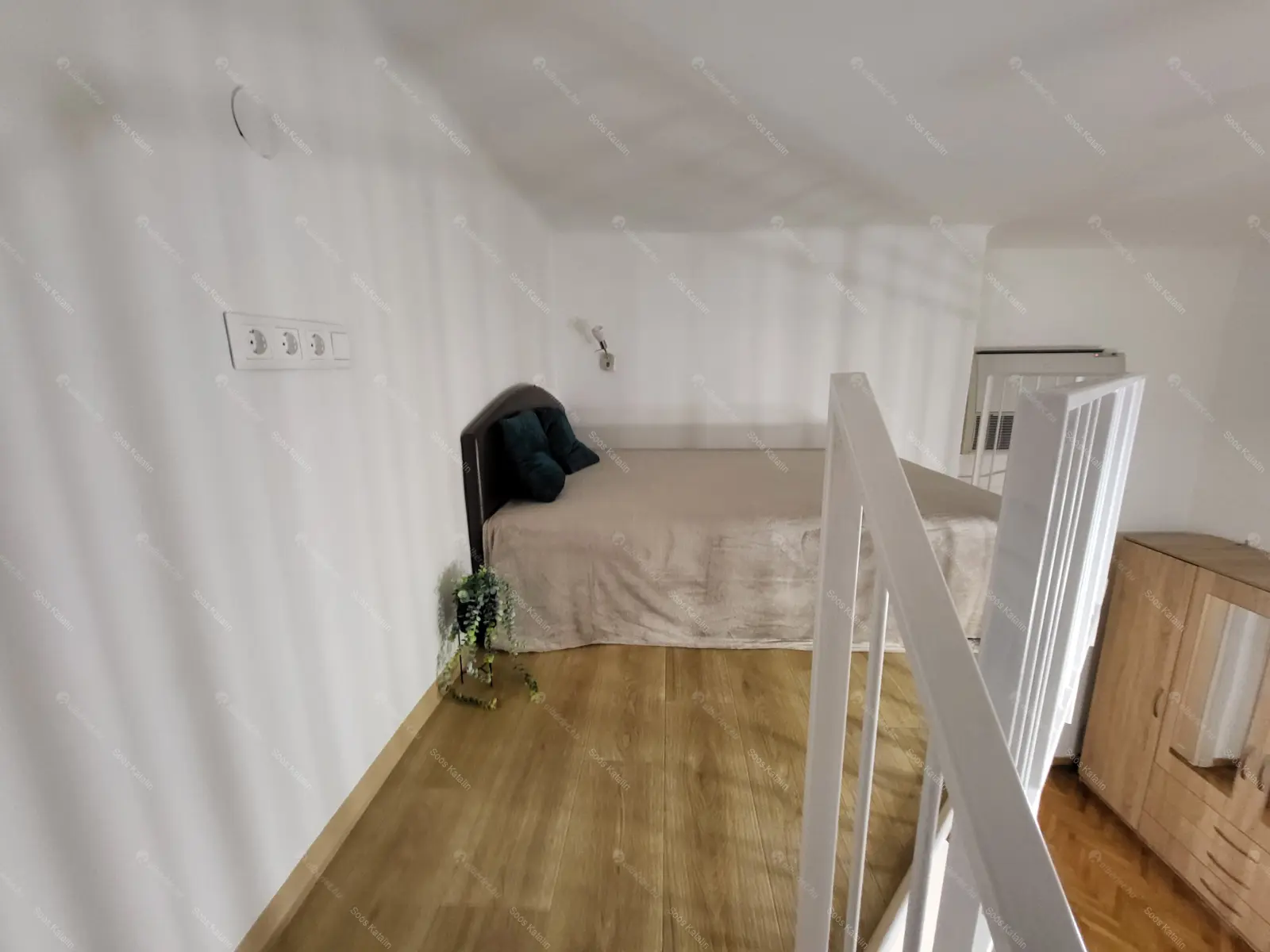 Kiadó albérlet 250000 Ft/hó áron: Budapest, VI. kerület  Lovag utca. Mérete: 38 nm, 1 szobás | Alberlet.hu - 6656703