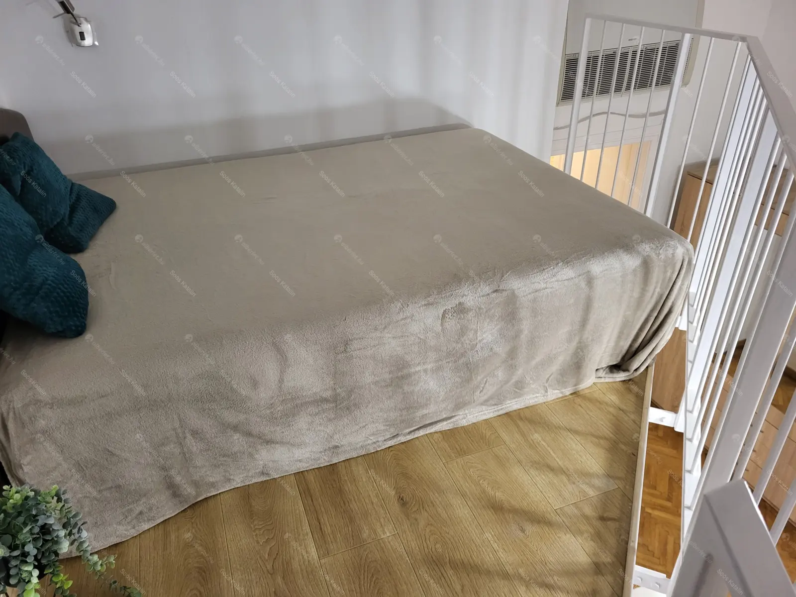 Kiadó albérlet 250000 Ft/hó áron: Budapest, VI. kerület  Lovag utca. Mérete: 38 nm, 1 szobás | Alberlet.hu - 6656705