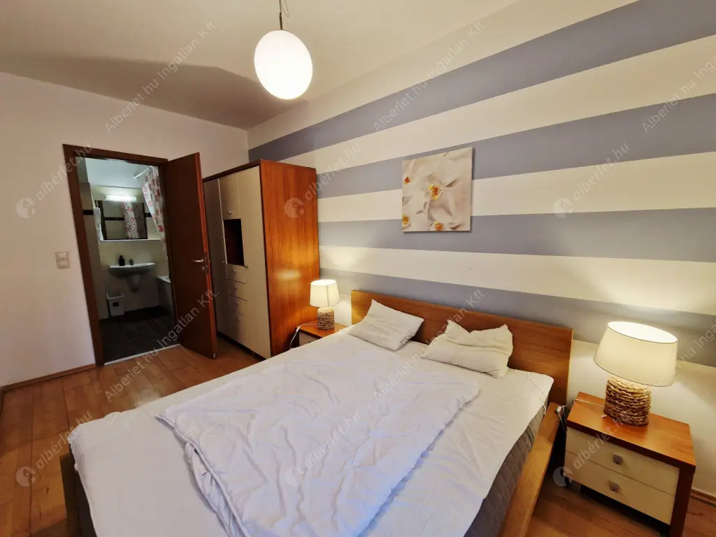 Kiadó albérlet 270000 Ft/hó áron: Budapest, VI. kerület  Lovag utca. Mérete: 50 nm, 1 szobás | Alberlet.hu - 6636991