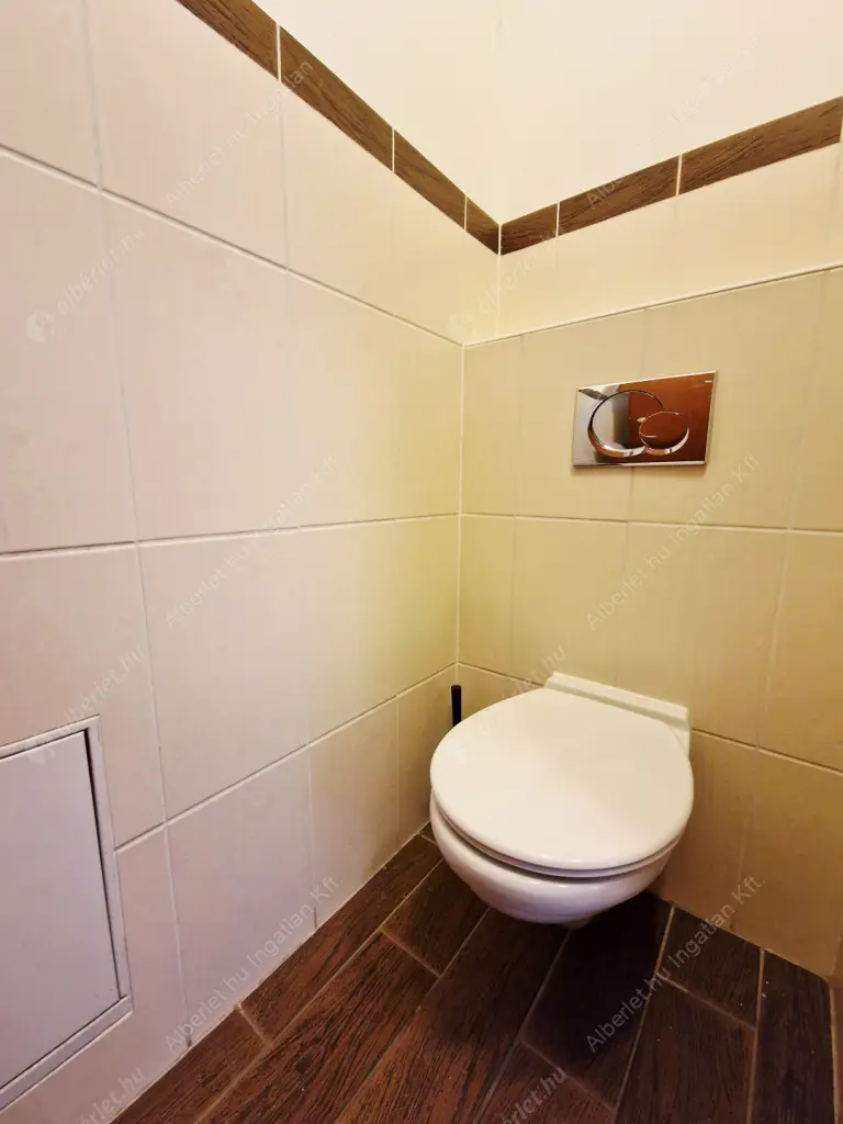 Kiadó albérlet 270000 Ft/hó áron: Budapest, VI. kerület  Lovag utca. Mérete: 50 nm, 1 szobás | Alberlet.hu - 6637004